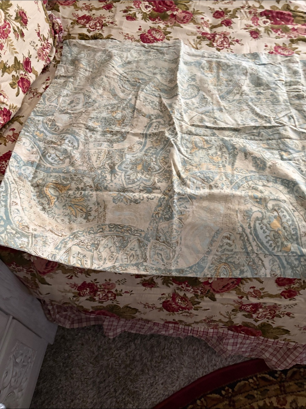 Pottery Barn Paisley 2 Pillow Shams in Light Blue and Cream